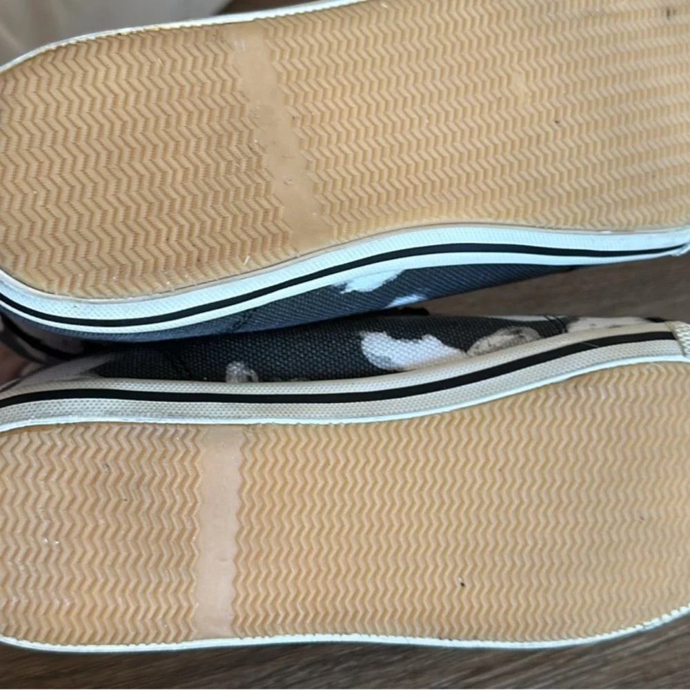Marc Jacobs Black and White High-Top Sneakers - Picture 4 of 6